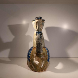 Jules Guérin Bouffioulx, vase / sculpture zoomorphe “oiseau INCAS N°3225“ céramique grès 1950s