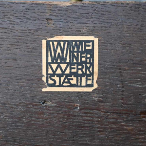 Adolf Loos, Porte-manteau Art Nouveau Wiener Werkstatte, chêne & laiton, ca 1900