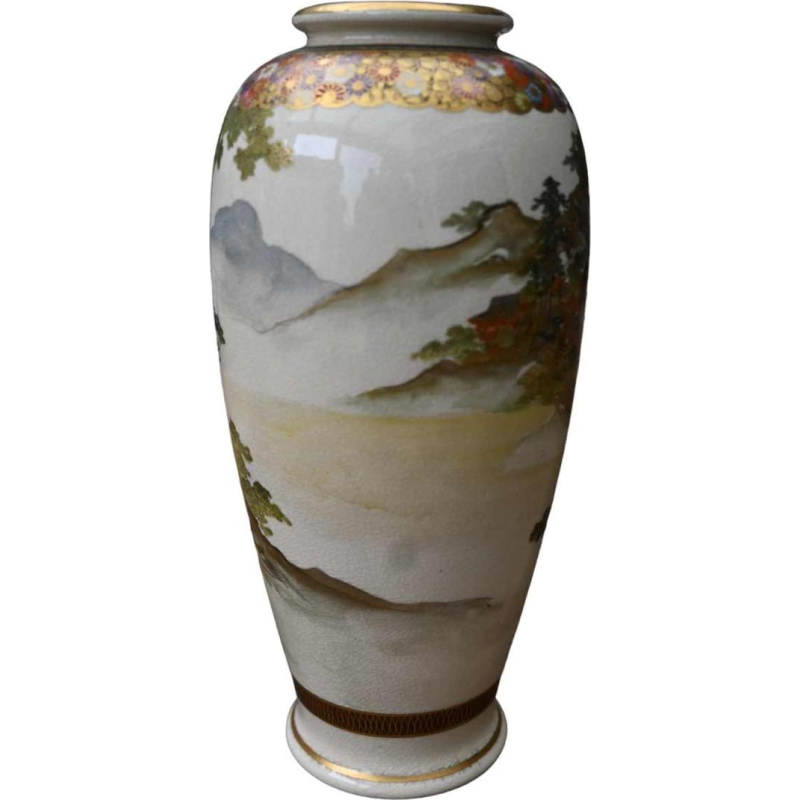 Pair of Satsuma earthenware vases "zenkozan" Japan, Meiji Period