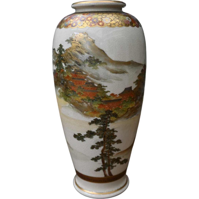 Paar Satsuma aardewerk vazen "zenkozan" Japan, Meiji Periode