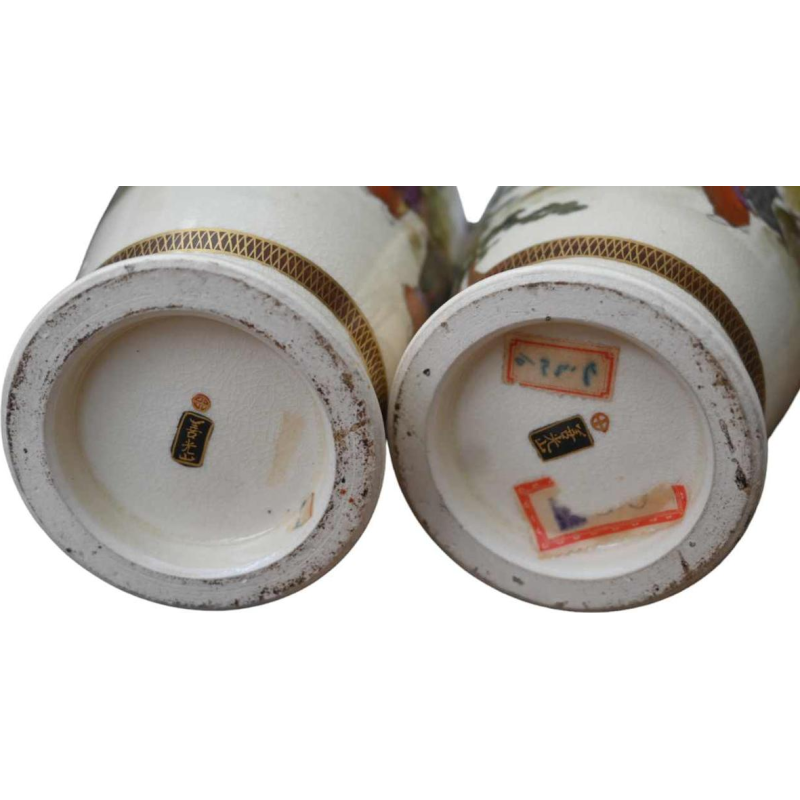 Paire de vases en faience de Satsuma "zenkozan" Japon, période Meiji