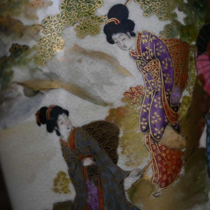 Paire de vases en faience de Satsuma "zenkozan" Japon, période Meiji