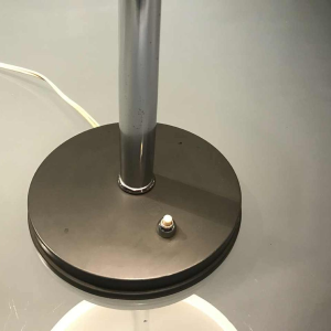 LOUIS KALFF voor PHILIPS “Timor 69” lamp, verchroomd staal en geverfd plaatstaal, circa 1957