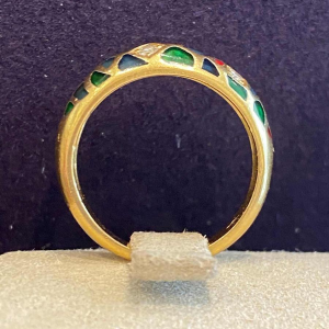 KORLOFF, ring in geelgoud, veelkleurig email, ca. 1980-1990