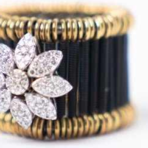 Ring in 18k goud met diamanten