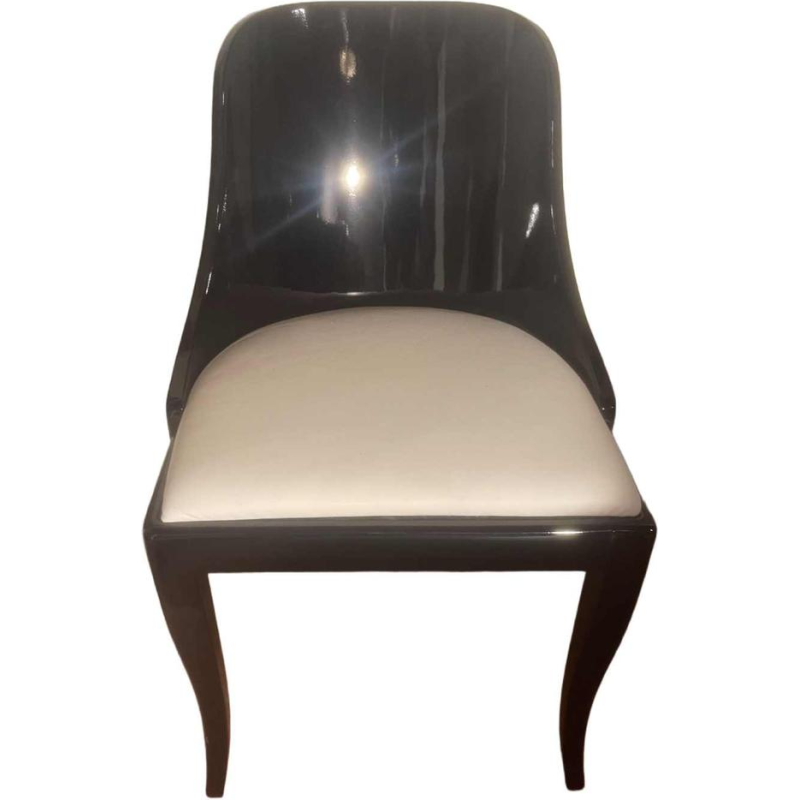 Zwart gelakte eetafel en twee extra bladen met 6 stoelen volledig gerestaureerd, Art Deco ca 1930