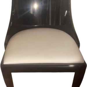 Zwart gelakte eetafel en twee extra bladen met 6 stoelen volledig gerestaureerd, Art Deco ca 1930