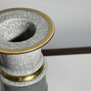 ROYAL COPENHAGEN Denmark, pair of Art Deco candlesticks, green / gold crackled polychrome ceramic, ca 1940 / 1950