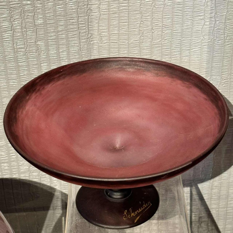 Coupe « bijou » en verre signée Schneider