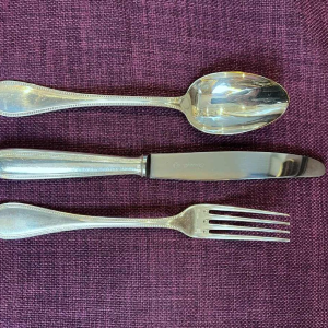 Christofle, ‘Perles’ model silver-plated flatware 147 pces, silver-plated tableware