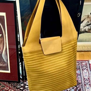 Delvaux tas van geweven leer