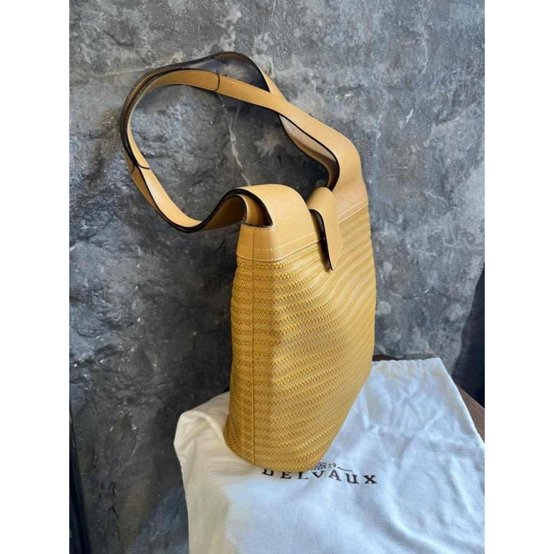 Delvaux, sac en cuir tressé