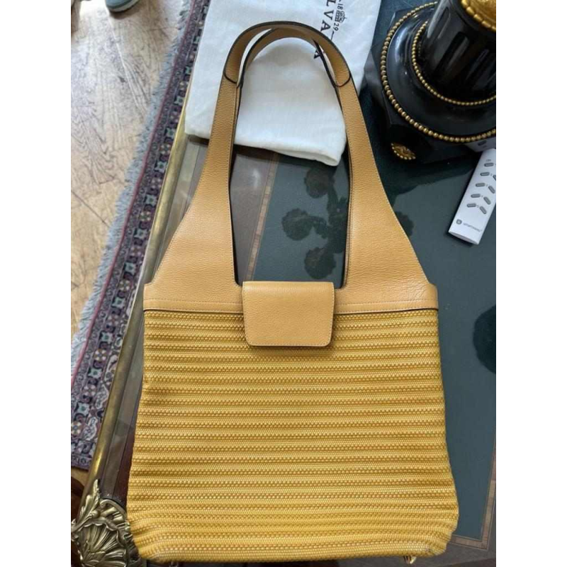 Delvaux bag in woven leather