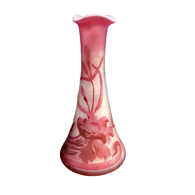 VAL SAINT LAMBERT vase Art-Nouveau en verre doublé rouge à décor floral