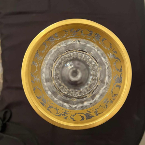 Saint Louis ‘Pompeii model’ clear and gilded crystal vase on pedestal, 20th century