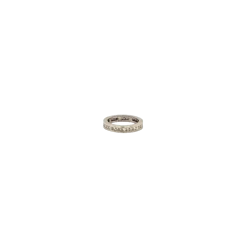 Princesses wedding ring in white gold and diamonds
