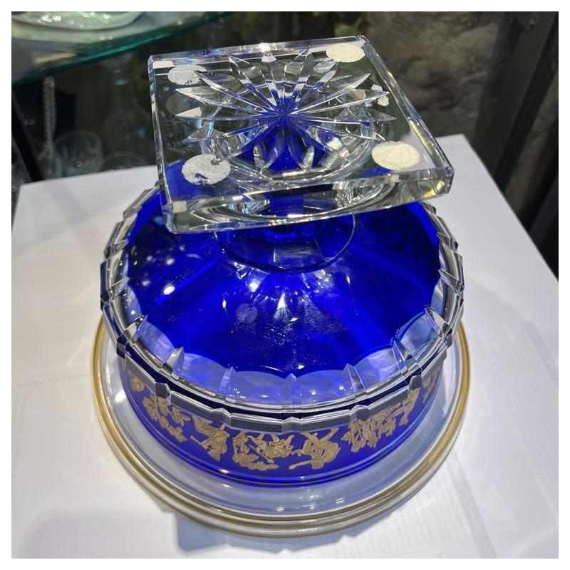 Val Saint Lambert "Borodine" Danse de Flore, coupe sur piédouche, cristal doublé taillé bleu cobalt