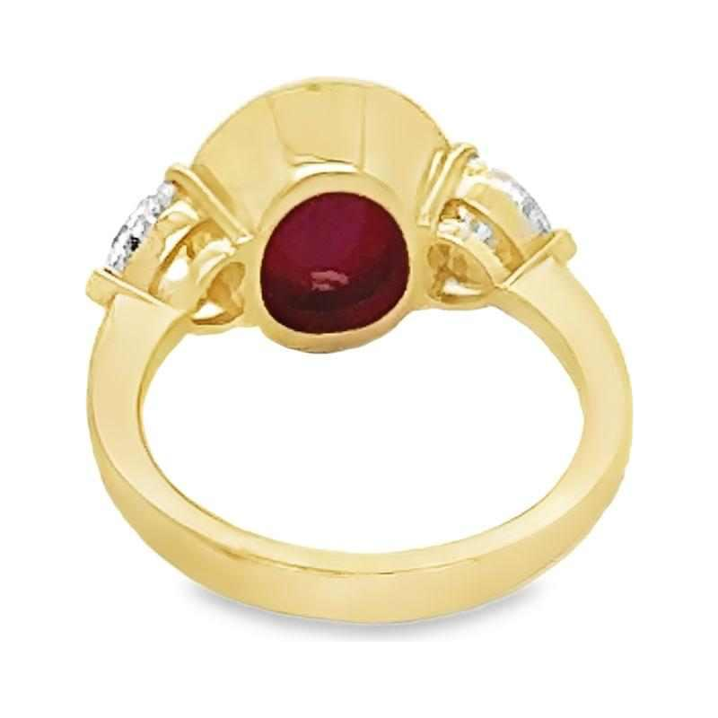 Bague cabochon Rubis or jaune, diamants & diamants cur