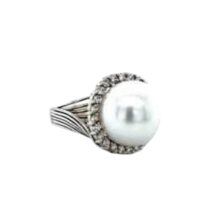 Gold, pearl & diamond ring