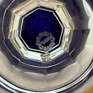 Saint Louis "Modèle Pompéi" vase en cristal clair bleu et doré sur piédouche