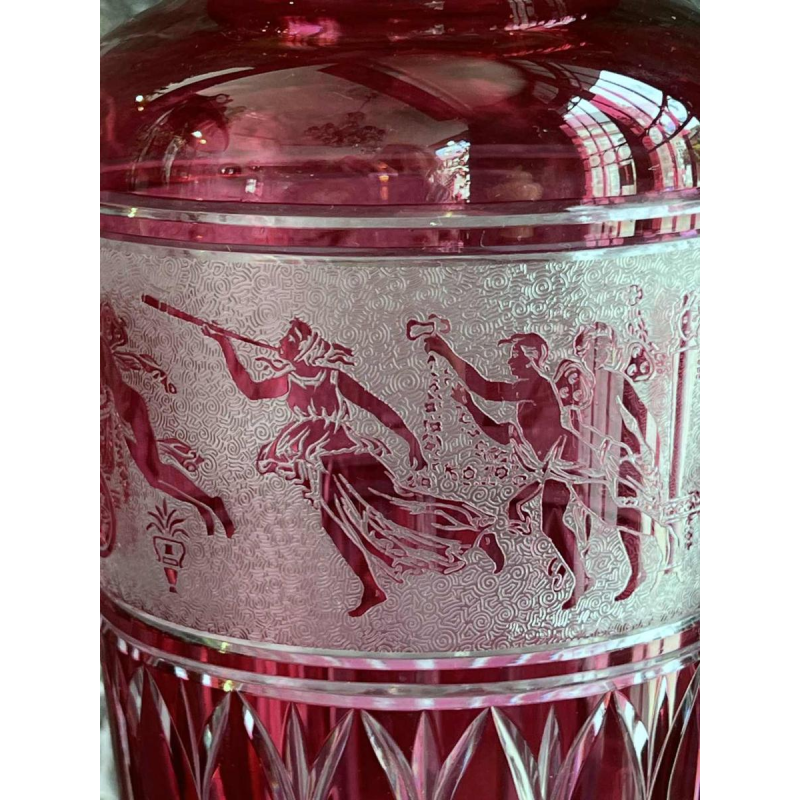 VAL SAINT LAMBERT - Léon LEDRU Vase dit Viennois en cristal clair doublé rouge, ca 1905