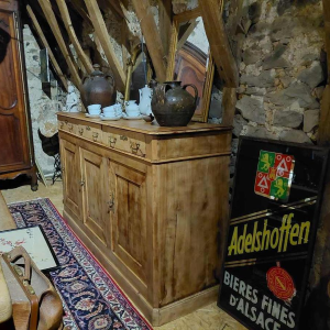 Groot volledig gerestaureerd Louis Philippe dressoir, 3 deuren 3 laden, 19e eeuw