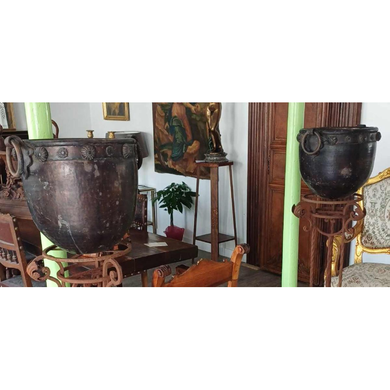 Pair of copper cauldrons, 19th century