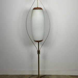 Lampadaire Mid-century, verre de Murano opalin & laiton, style Angelo Lelii pour Arredoluce, Italie ca 1950