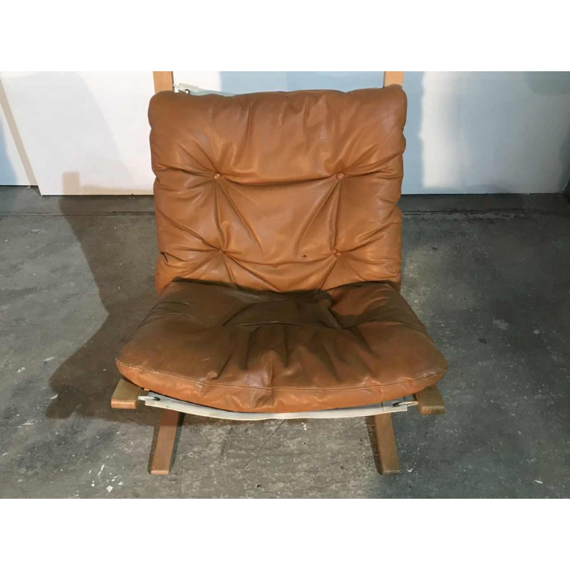 INGMAR RELLING pour WESTNOFA “Siesta“ paire de 2 fauteuils hêtre cintré & cuir cognac, ca 1970