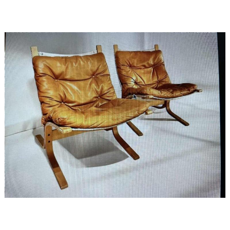INGMAR RELLING for WESTNOFA ‘Siesta’ pair of 2 curved beechwood armchairs & cognac leather, ca. 1970