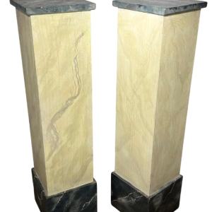 Paire de colonnes piédestaux en bois peint en trompe-l'oeil de marbre - XXe s