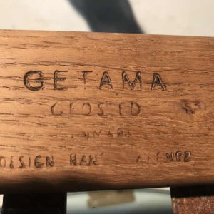 HANS WEGNER - Fauteuil GE 290 édité par GETAMA, chêne massif et tissus vert kaki, ca 1960