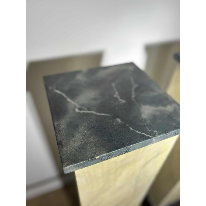 Paire de colonnes piédestaux en bois peint en trompe-l'oeil de marbre - XXe s