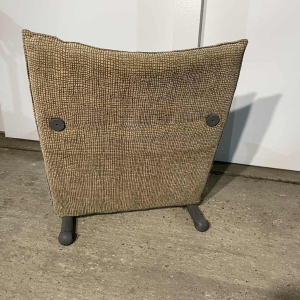 Burkhard Vogtherr pour ARFLEX, fauteuil “T-Line“ acier laqué & tissus structuré, ca 1980