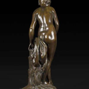 Étienne-Maurice Falconet (1716-1791) "La Nymphe prenant son bain", bronzen sculptuur, 1757