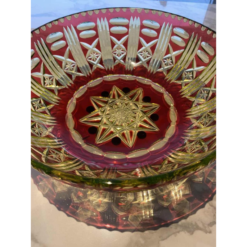 Val-Saint-Lambert, coupe urane doublée rouge, taillée, 1930