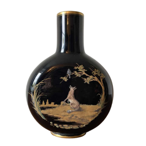 Cristallerie du Val-St-Lambert “De vos en de kraai” hyaliet vaas, ca 1880