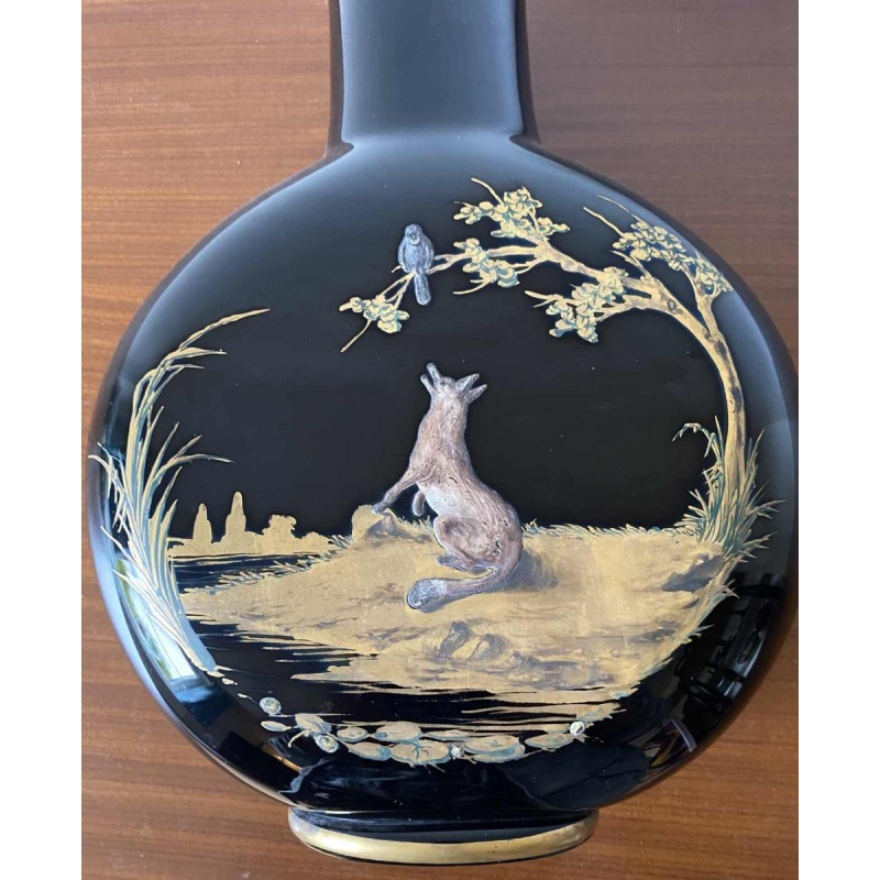 Cristallerie du Val-St-Lambert "Le renard et le corbeau" vase en hyalite, ca 1880