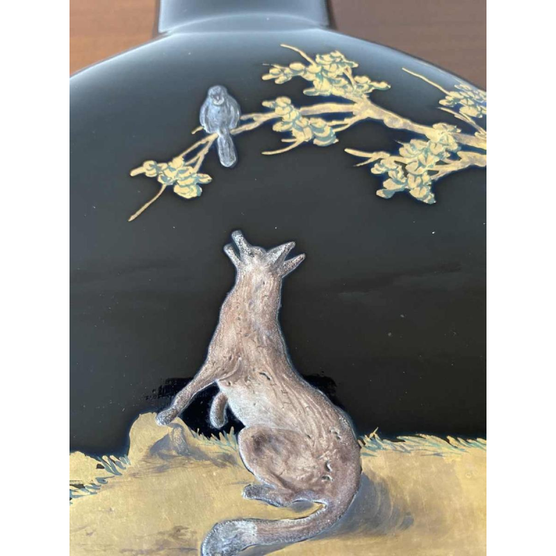 Cristallerie du Val-St-Lambert "Le renard et le corbeau" vase en hyalite, ca 1880