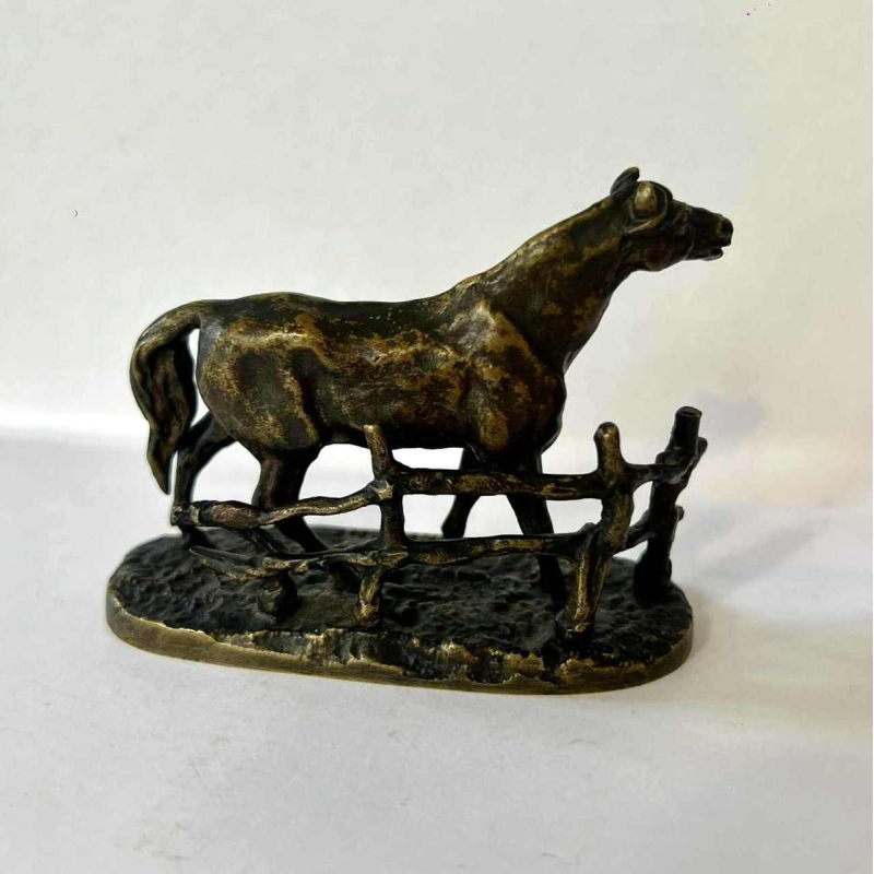Pierre Jules MÈNE, “CHEVAL A LA BARRIERE“, Sculpture en bronze, XIXème
