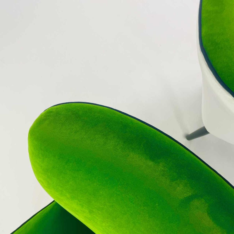 Paire de fauteuils cocktail bicolore