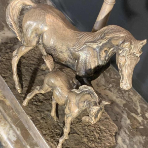 MAISON JANSEN, Verzilverd bronzen 'Paard / Paarden' lamp / sculptuur, 1960s