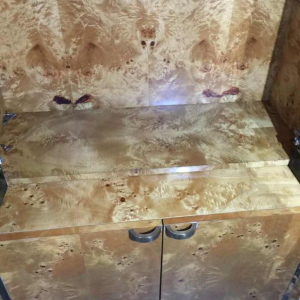 WILLY RIZZO voor MARIO SABOT, Boekenkast Display Plank, Walnoot Burl & Brass, ca. 1970