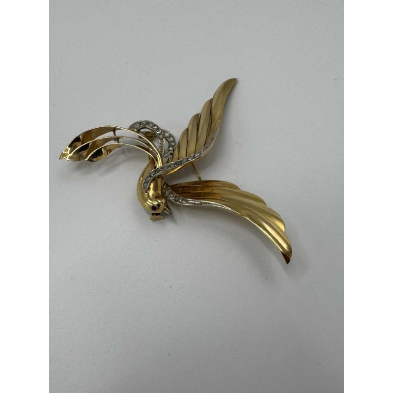 Liberation brooch, 18 K yellow gold, rose-cut diamonds, ruby cabochon, ca 1945