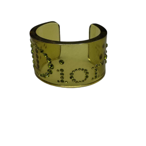 Christian Dior, bracelet manchette en bakelite translucide verte et strass Swarovski