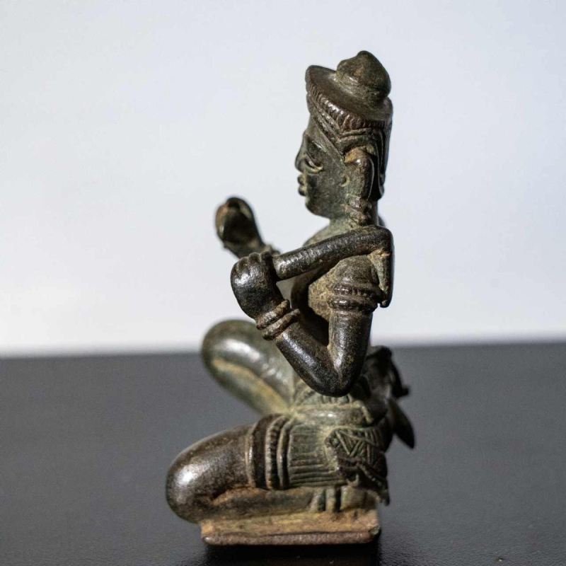 Khmer sculpture 'Crouching VISHVAKARMA' patinated bronze, Cambodia 12th century
