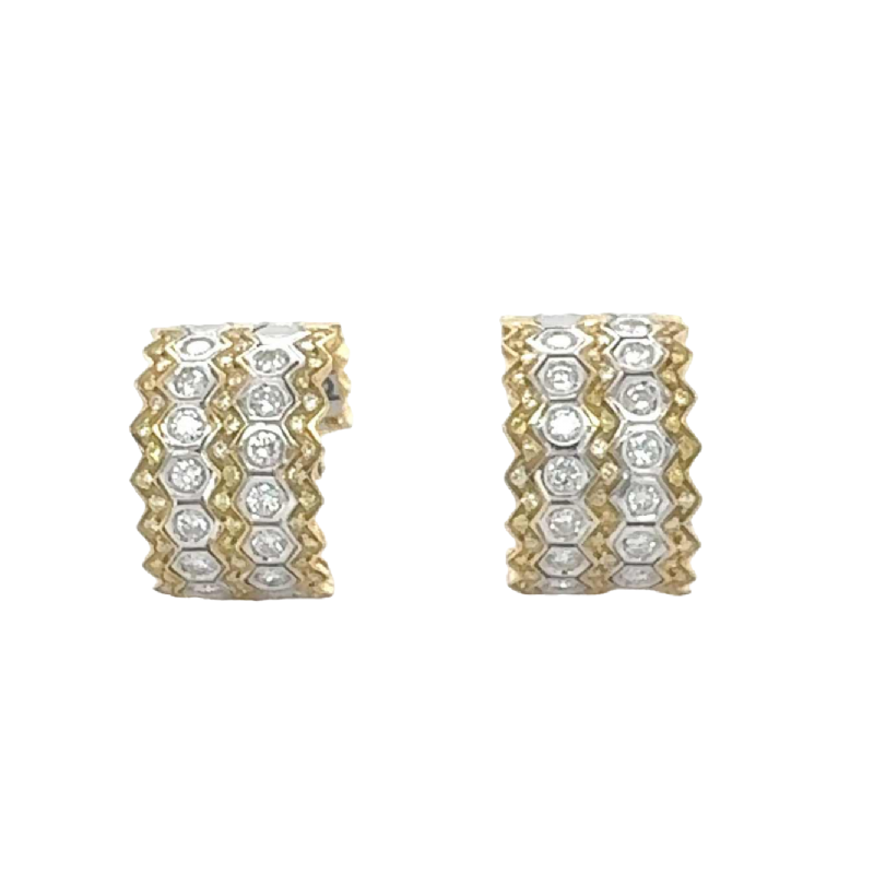 Paire de boucles doreilles en or bicolore & diamants