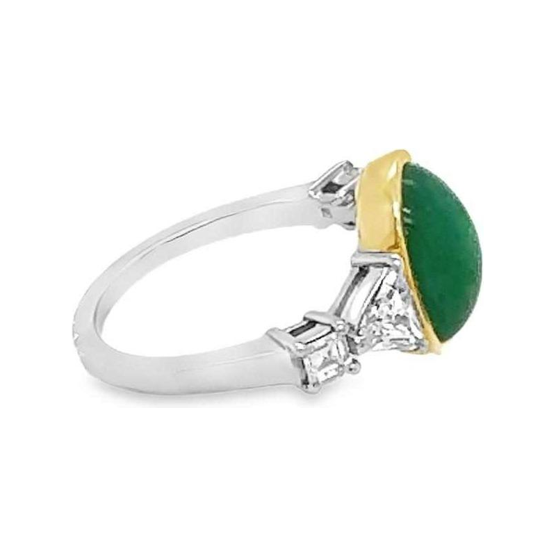 Gold ring, cabochon emerald & diamonds