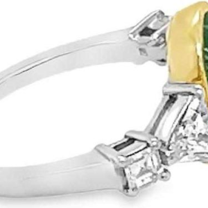 Gouden ring, cabochon smaragd & diamanten