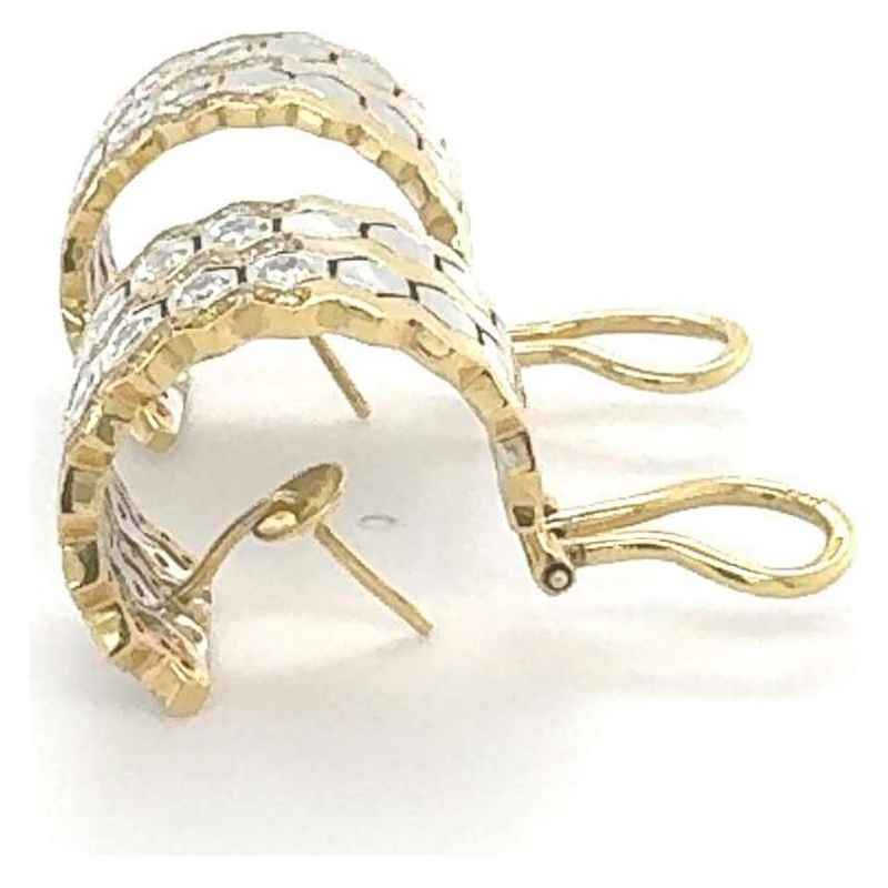 Paire de boucles doreilles en or bicolore & diamants